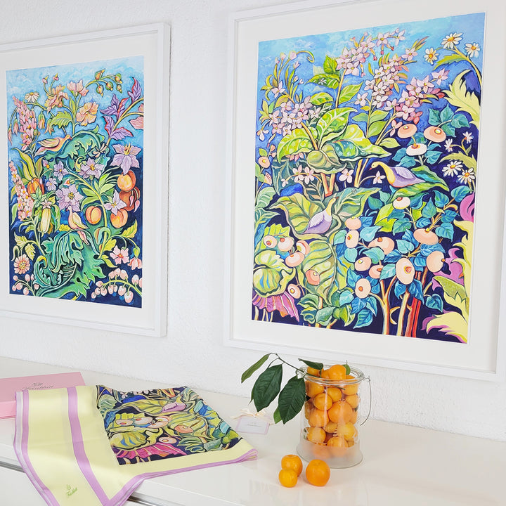 Designer Seidentuch „Zauberwald Morgen“  – hochwertiger Druck eines Originalgemäldes von Iryna Feinblatt auf 100 % Twill-Seide. Exklusives florales Design mit Kunstmotiv, luxuriöses Accessoire für Damen